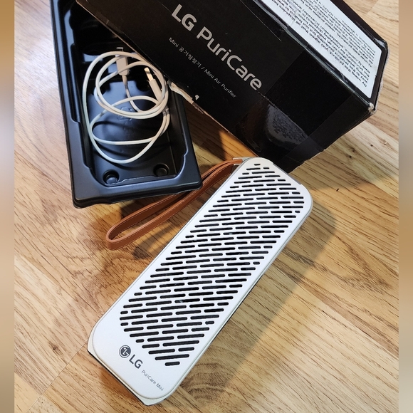 NEW LG PuriCare Mini wireless Air Purifier portable - Picture 2 of 9